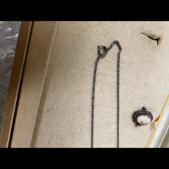 Vintage Camexco Hand Carved Cameo Set - Picture 13 of 14